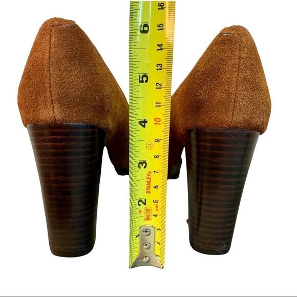 LE Château camel coloured suede tassel heels size 9 - Picture 6 of 8